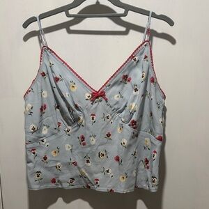 New GAPxDOEN cami top